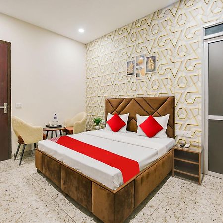 Hotel O Silver Sky Лудхиана Экстерьер фото