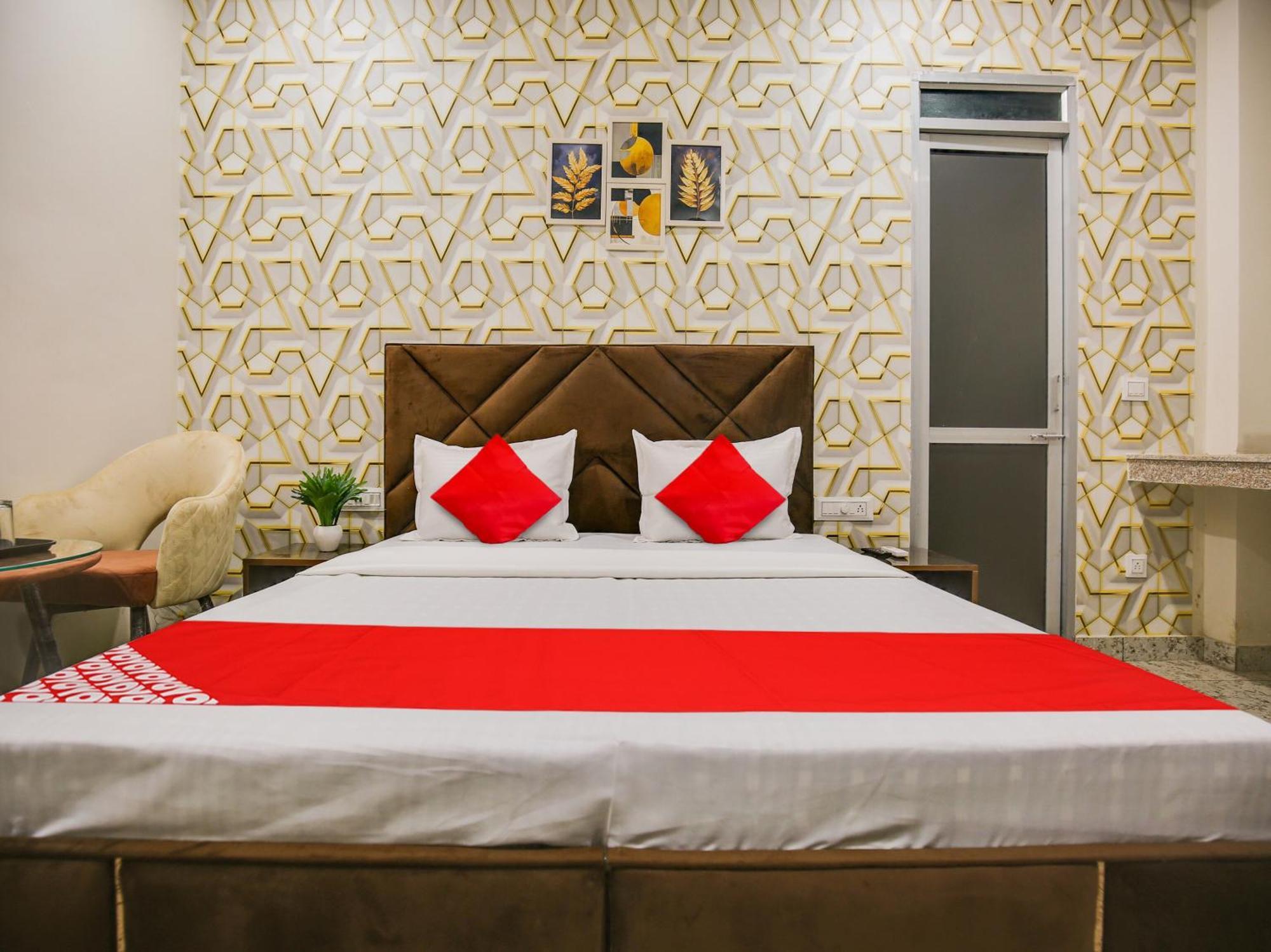 Hotel O Silver Sky Лудхиана Экстерьер фото